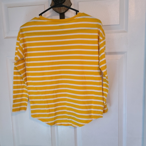 (396) Old Navy Woman's Original Long Sleeve T-Shirt, Size: L Color: Yellow/White - Picture 12 of 13